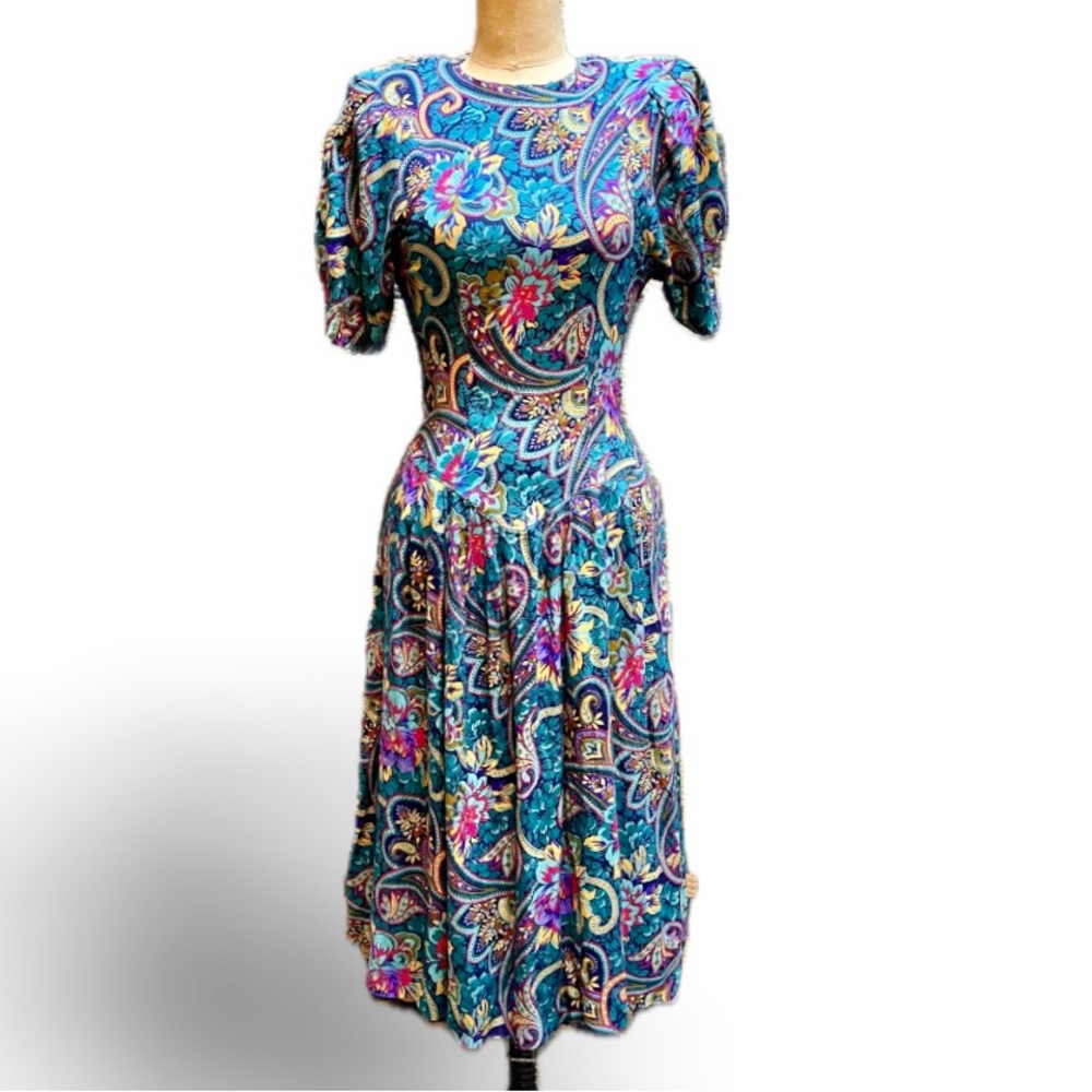 VINTAGE 80s bold statement dress puff‎ sleeves drip waist paisley cotton midi